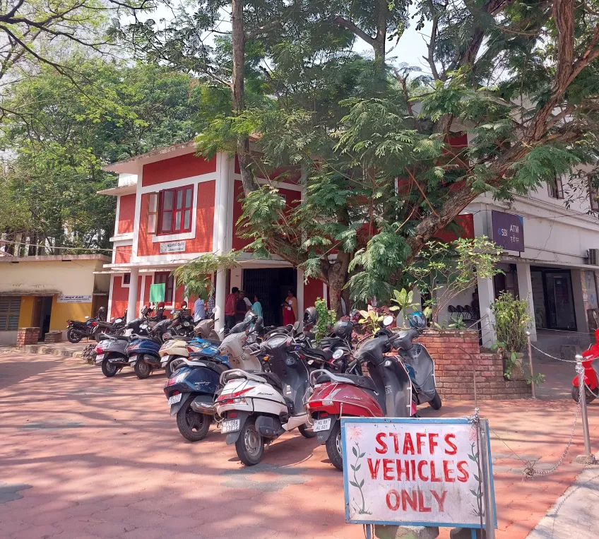 Palakkad municipality office (in Kerala), photo: Sahana Subramanian